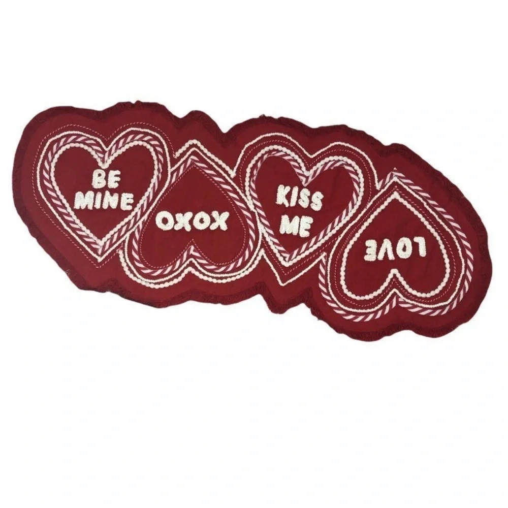 Nicole Miller Rustic Red Heart Table Runner